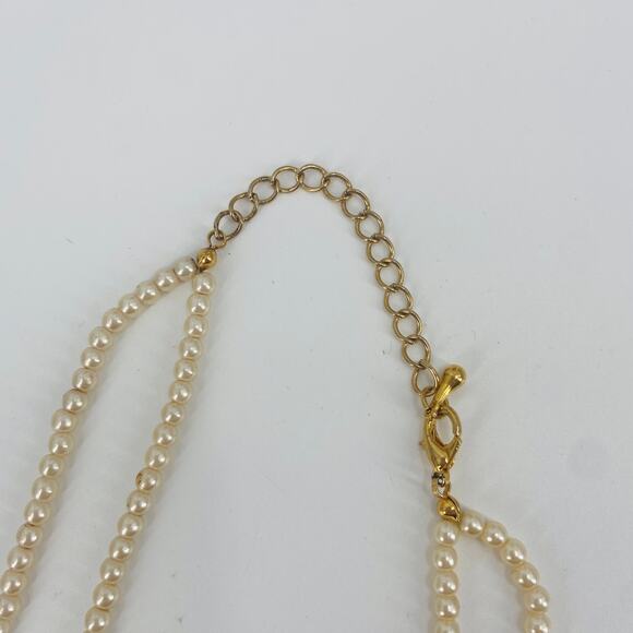 Double Pearl Necklace Costume Jewelry - Picture 3 of 4